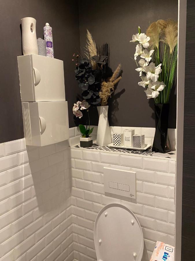 Guest Room "We Are With You In This Flat" 斯特拉斯堡 外观 照片
