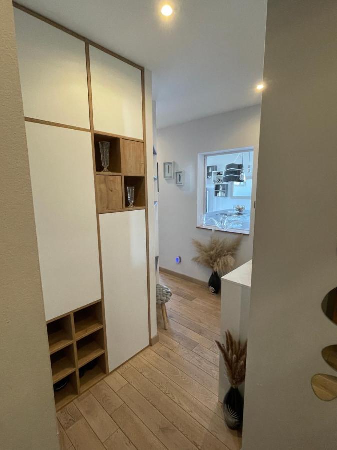 Guest Room "We Are With You In This Flat" 斯特拉斯堡 外观 照片